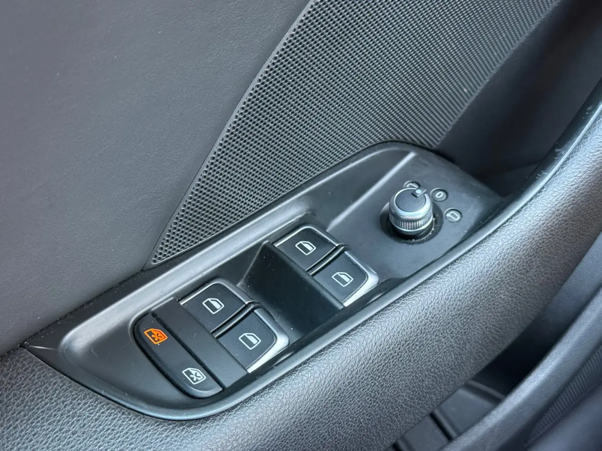 2.0 TFSI S3 quattro Pro Line Plus l RS3 Stuur l Xenon l Navi l Rijdt & Schakelt zeer goed l
