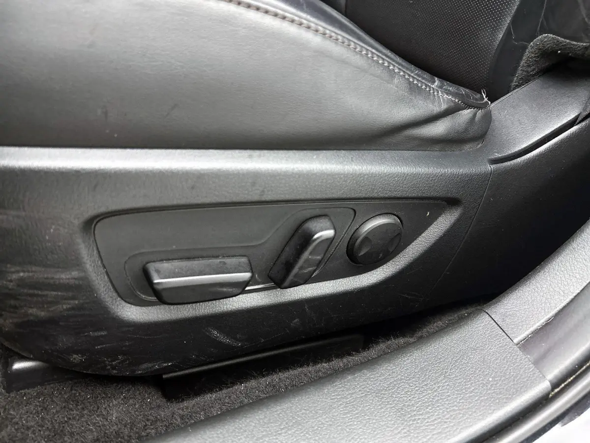 2.0 e-SkyActiv-X M Hybrid Luxury 185 PK Airco | Achteruitrij Camera | Stoelverwarming | Bluetooth | Cruise Control Adaptief | Dodehoekdetectie | Elektrisch Bedienbare Achterklep | Elektrisch