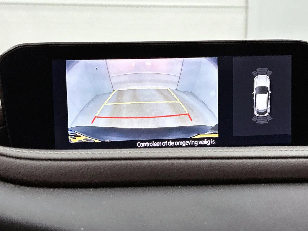 2.0 e-SkyActiv-X M Hybrid Luxury 185 PK Airco | Achteruitrij Camera | Stoelverwarming | Bluetooth | Cruise Control Adaptief | Dodehoekdetectie | Elektrisch Bedienbare Achterklep | Elektrisch
