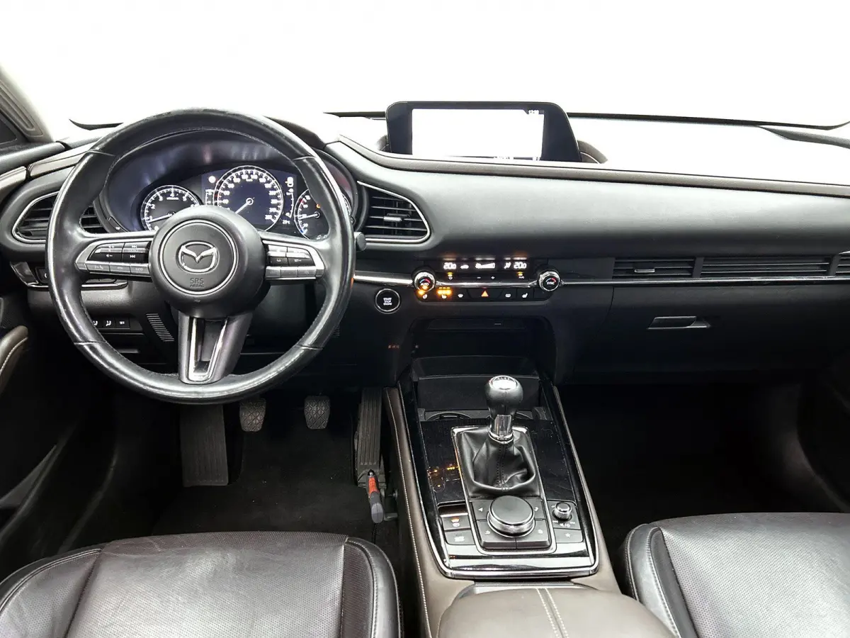 2.0 e-SkyActiv-X M Hybrid Luxury 185 PK Airco | Achteruitrij Camera | Stoelverwarming | Bluetooth | Cruise Control Adaptief | Dodehoekdetectie | Elektrisch Bedienbare Achterklep | Elektrisch