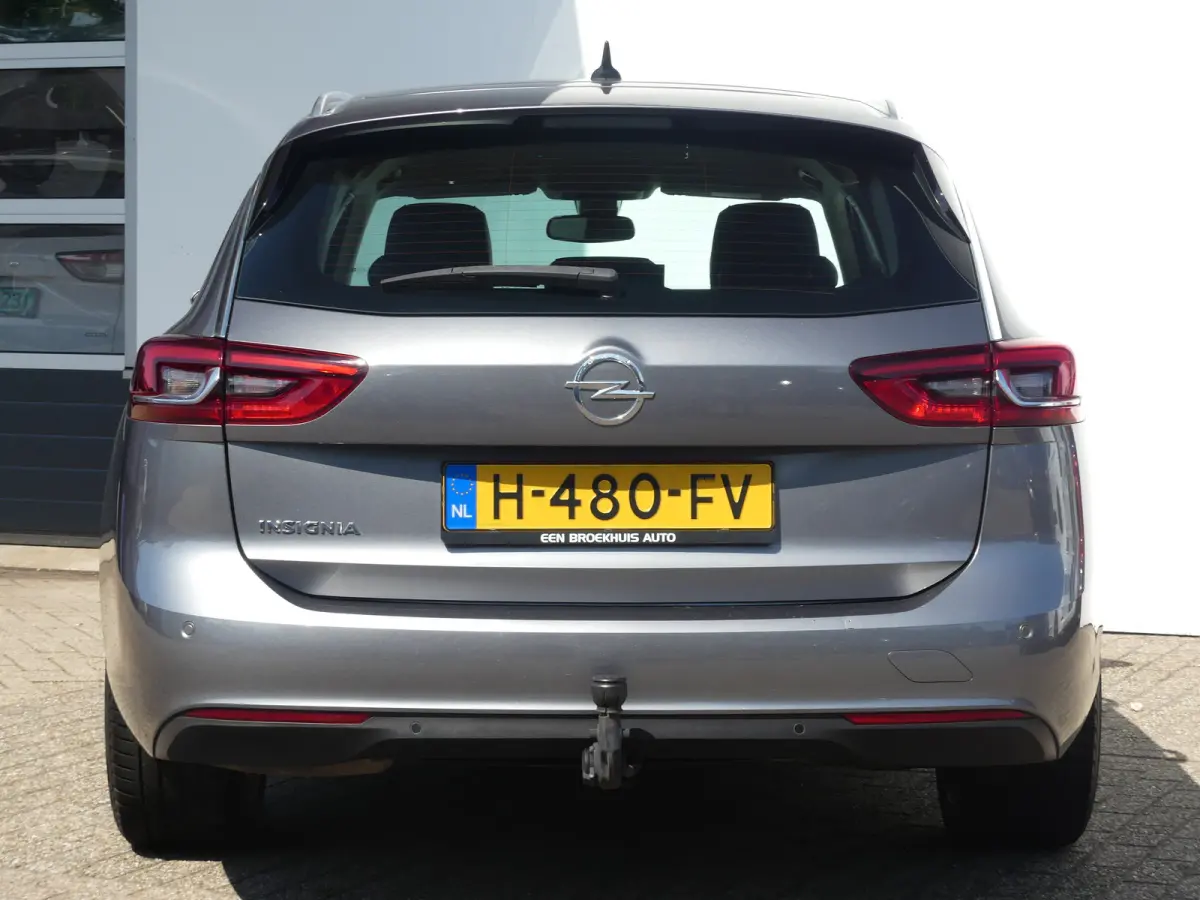 1.5 Turbo Business Executive | TREKHAAK | PARKEERSENSOREN V+A | NAVI | APPLE CARPLAY / ANDROID AUTO | LMV 18" |