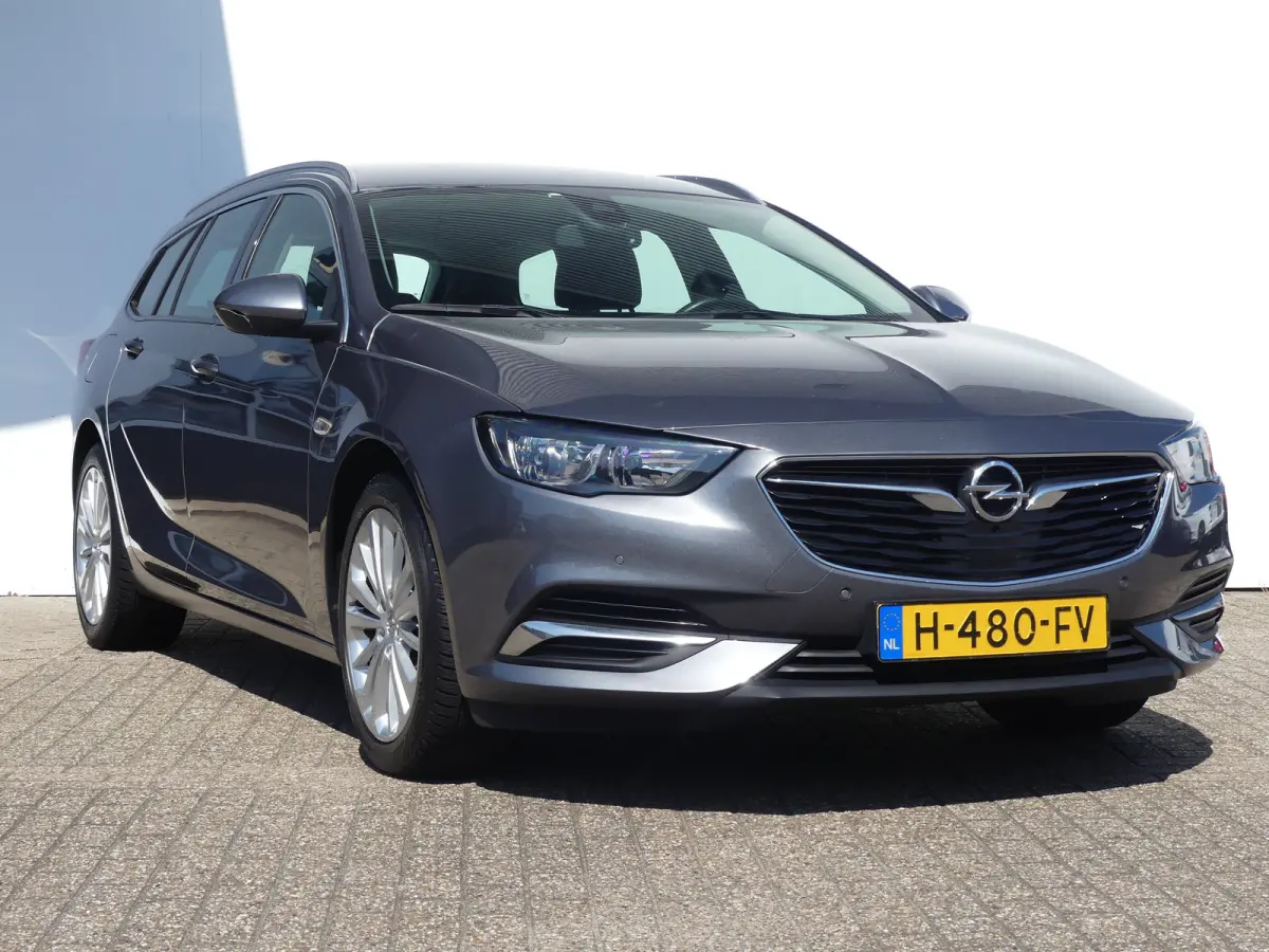 1.5 Turbo Business Executive | TREKHAAK | PARKEERSENSOREN V+A | NAVI | APPLE CARPLAY / ANDROID AUTO | LMV 18" |