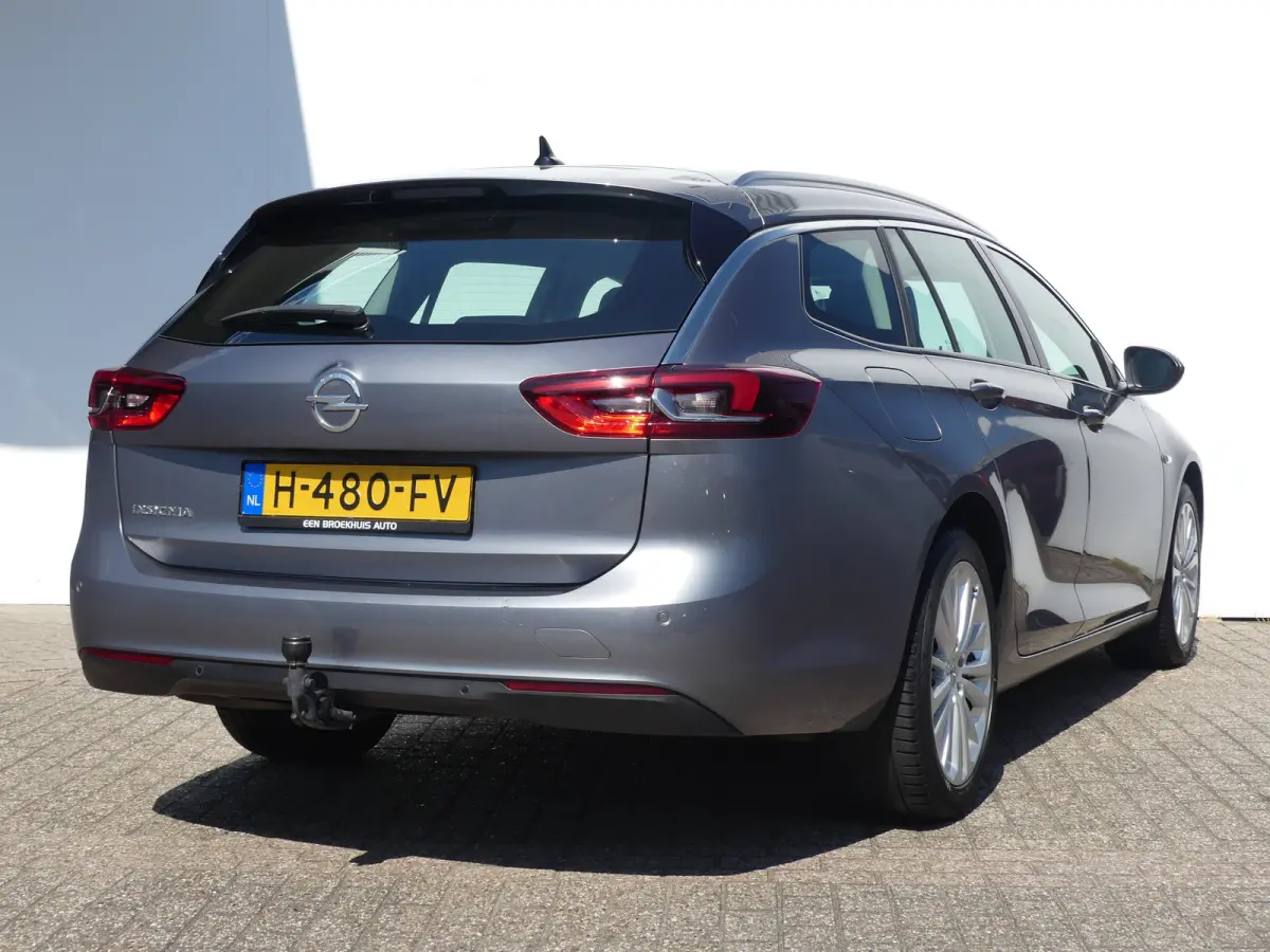 1.5 Turbo Business Executive | TREKHAAK | PARKEERSENSOREN V+A | NAVI | APPLE CARPLAY / ANDROID AUTO | LMV 18" |