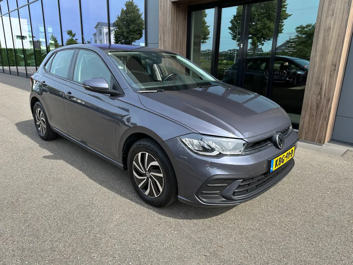 1.0 TSI Life 95pk | Carplay | Navi | Parkeersensoren | Lichtmetalen velgen | Rijklaar incl. garantie