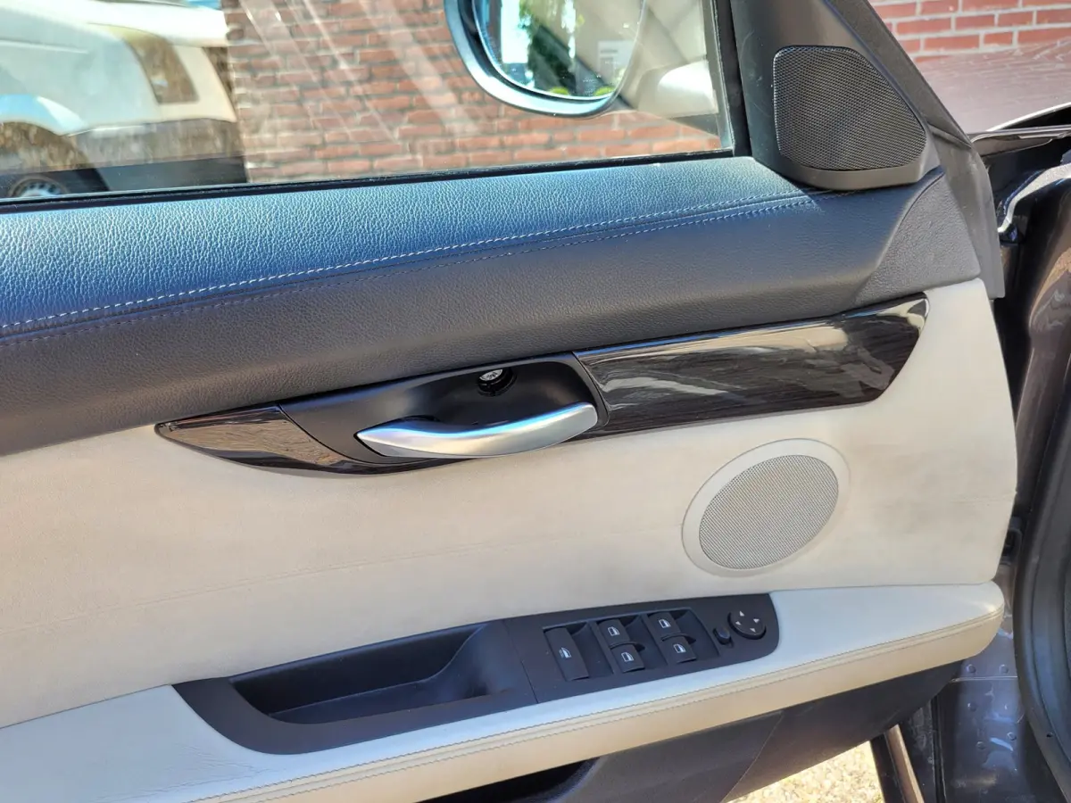 SDrive30i Adaptive-M, HiFi, Nappa leder