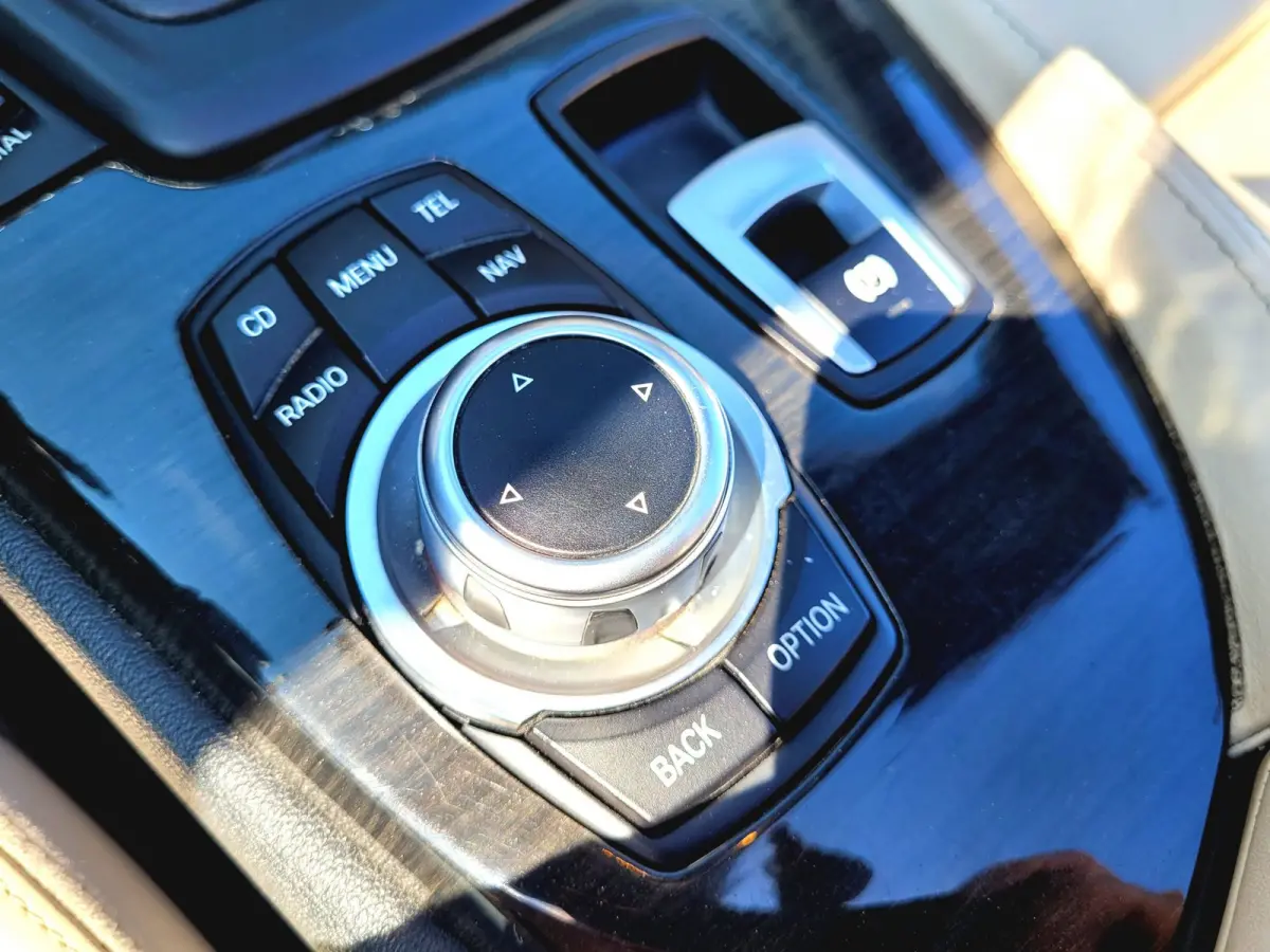 SDrive30i Adaptive-M, HiFi, Nappa leder