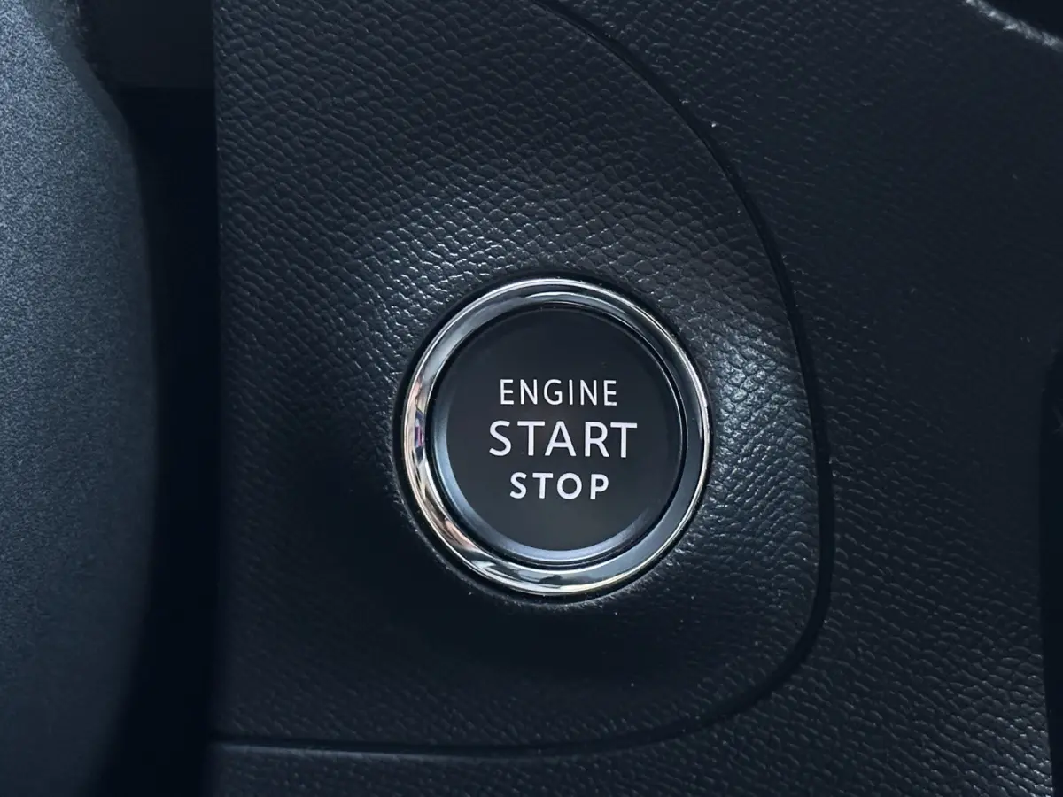 1.2 Turbo 131 pk Automaat Ultimate Keyless, Camera, Two-Tone