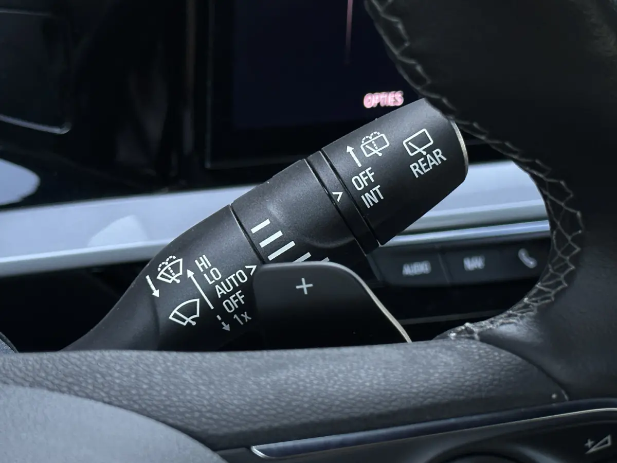 1.2 Turbo 131 pk Automaat Ultimate Keyless, Camera, Two-Tone