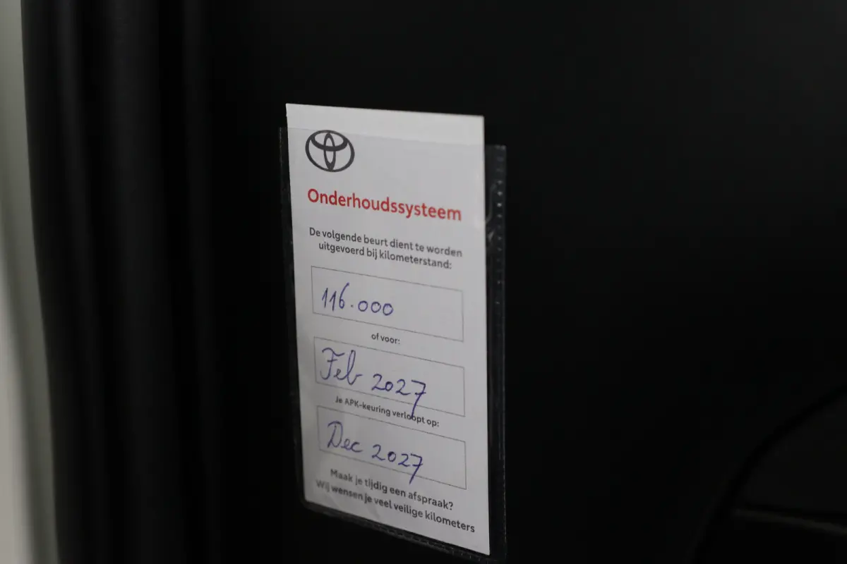 2.5 Hybrid AWD Bi-Tone | Dealer Onderhouden! | Stoel/stuurverwarming | Navi | Clima | Camera | Cruise Adaptive | LED | Keyless | Lichtmetalen Velgen