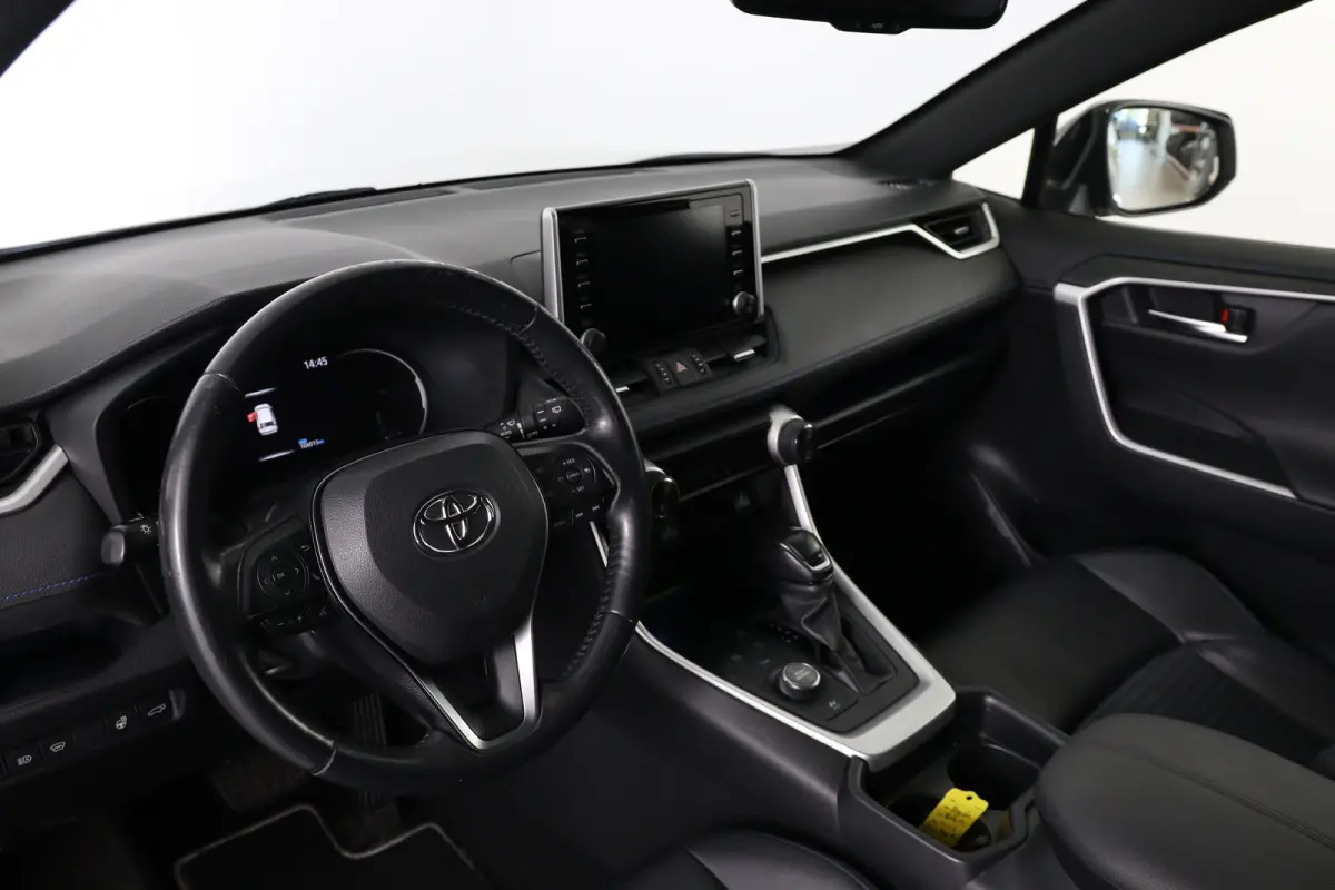 2.5 Hybrid AWD Bi-Tone | Dealer Onderhouden! | Stoel/stuurverwarming | Navi | Clima | Camera | Cruise Adaptive | LED | Keyless | Lichtmetalen Velgen