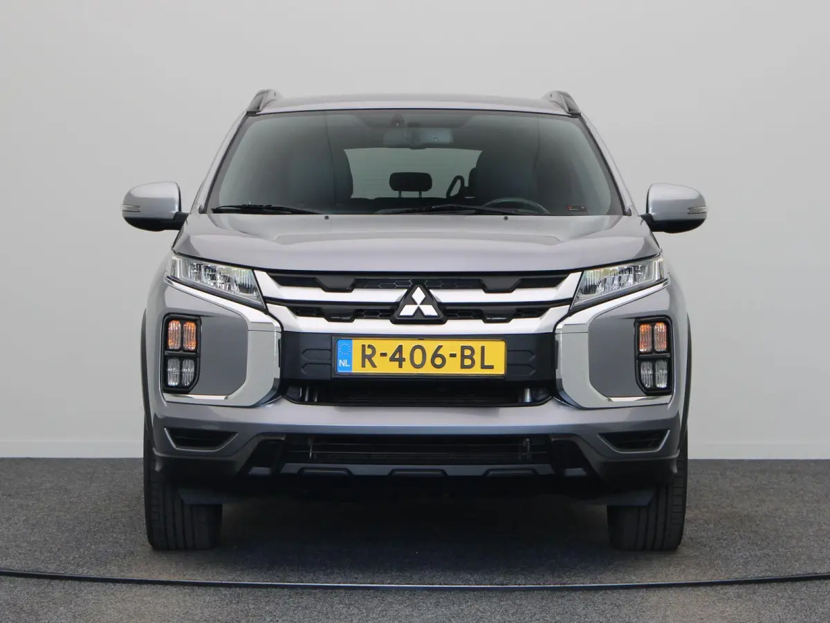 2.0 Intense | Automaat | Stoelverwarming | Achteruitrij Camera | Trekhaak |Climate Control | Lederen Bekleding | Led Dimlicht |