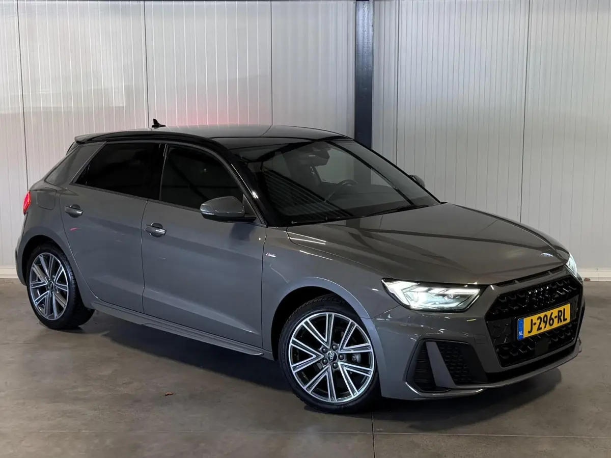 25 TFSI 3X S-line Virtual Sfeer Stoelverw.