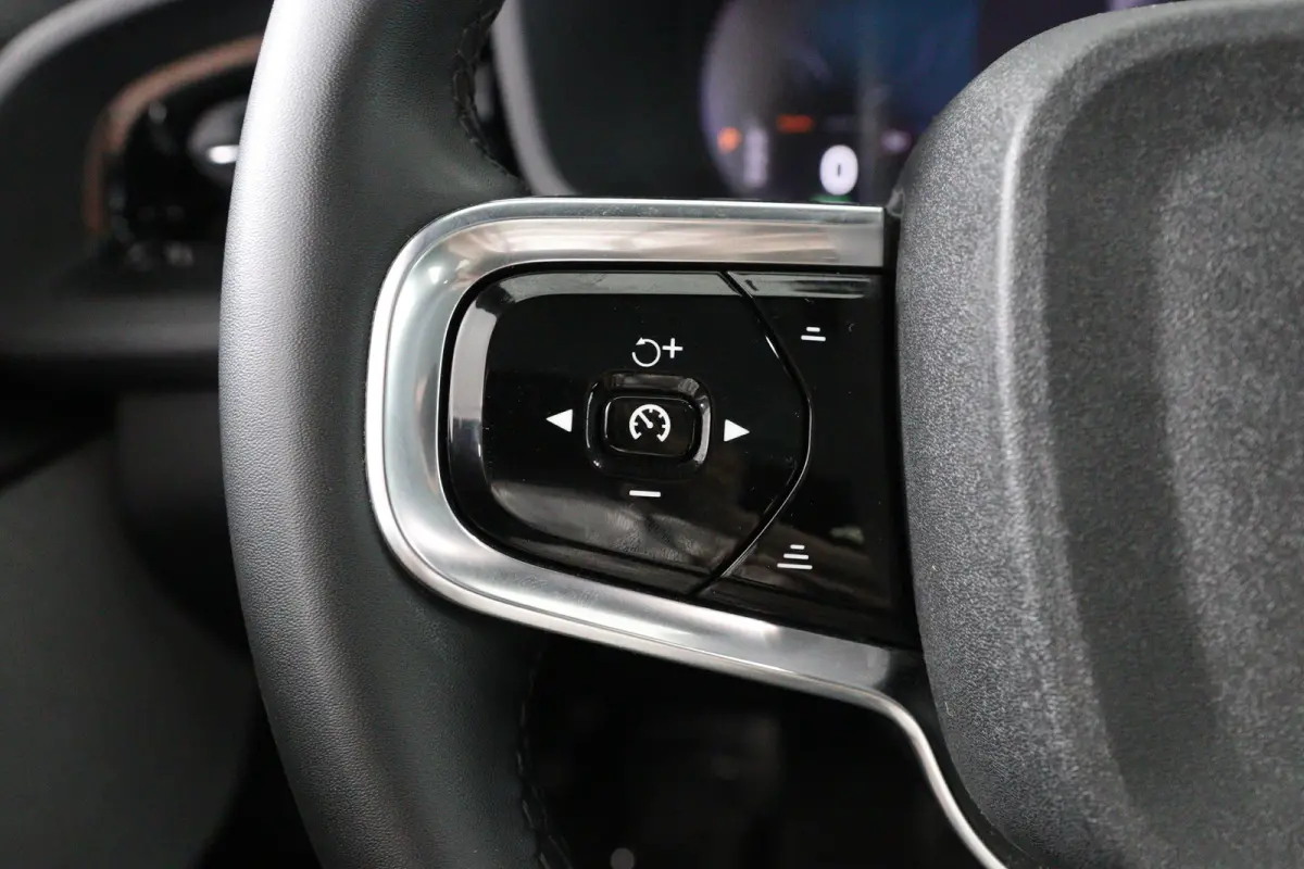 Long Range Dual motor Plus 8 kWh | Dealer Onderhouden! | SOH 99% |  Panoramadak | Harman/Kardon | Memory Zetels | 360 Camera | Clima | LED | Keyless | BLIS | Stoelverwarming | Lichtmetalen V