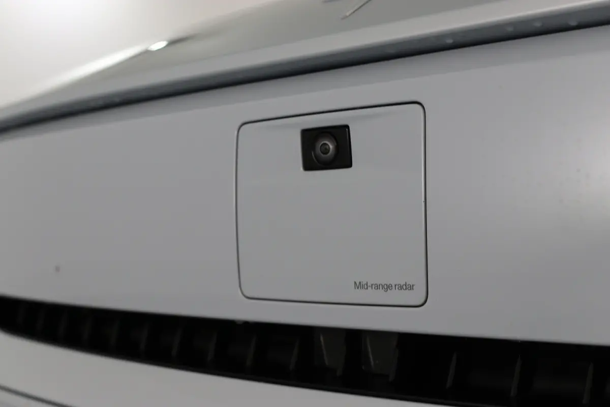 Long Range Dual motor Plus 8 kWh | Dealer Onderhouden! | SOH 99% |  Panoramadak | Harman/Kardon | Memory Zetels | 360 Camera | Clima | LED | Keyless | BLIS | Stoelverwarming | Lichtmetalen V