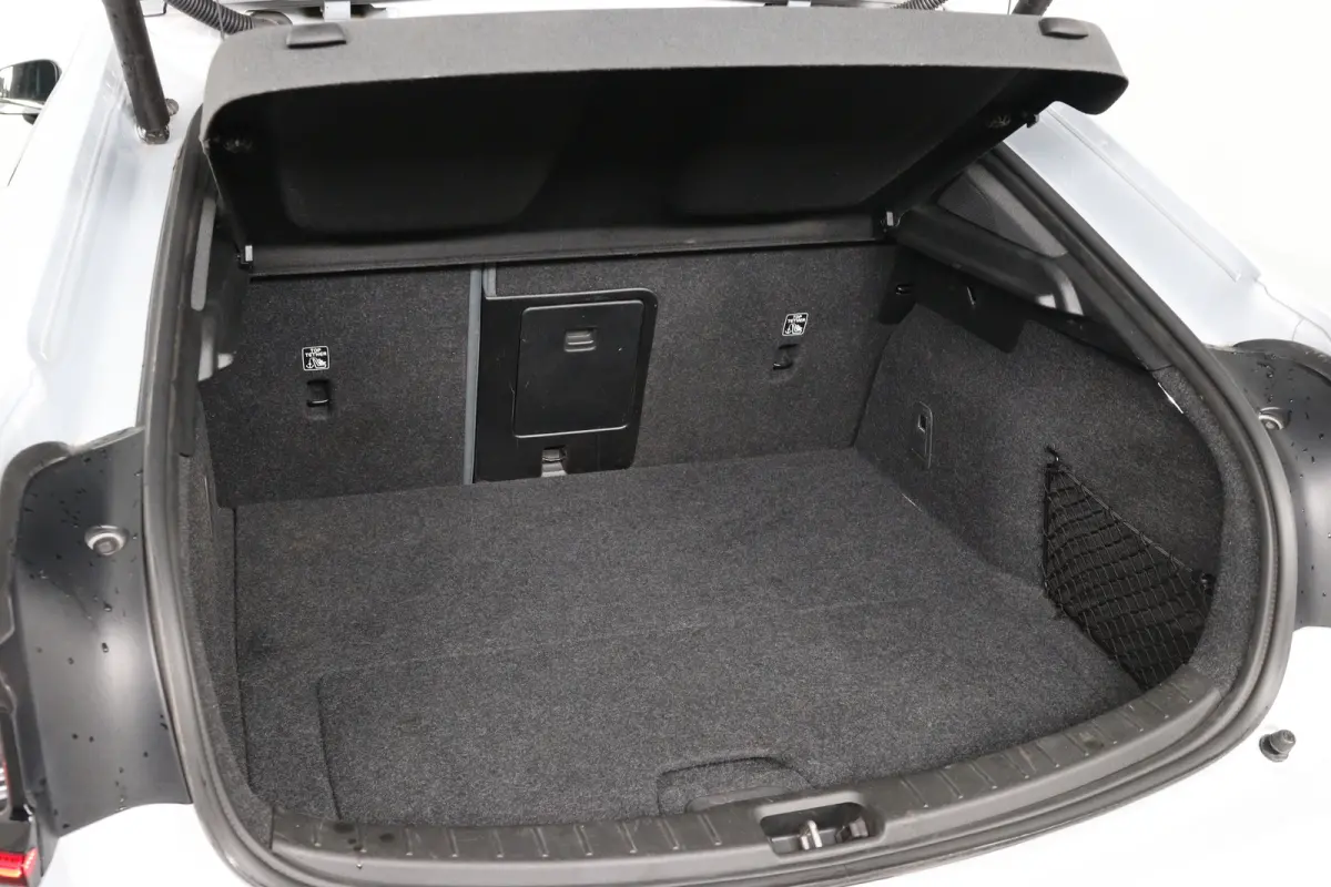 Long Range Dual motor Plus 8 kWh | Dealer Onderhouden! | SOH 99% |  Panoramadak | Harman/Kardon | Memory Zetels | 360 Camera | Clima | LED | Keyless | BLIS | Stoelverwarming | Lichtmetalen V