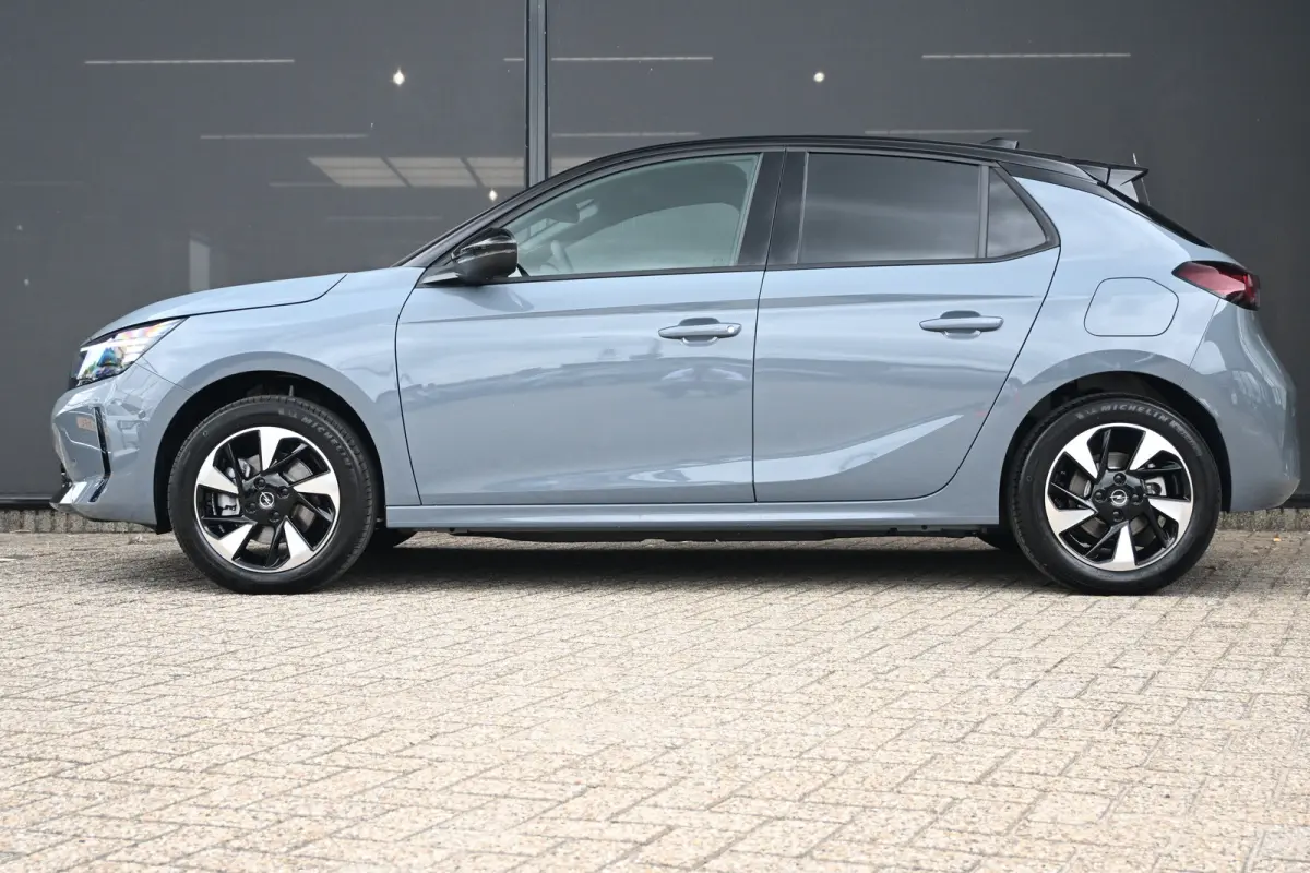 Electric Long Range GS 51 kWh DEMO-DEAL! | Stuur/Stoelverwarming | Navigatie | Dodehoek-Detectie | Keyless-Entry | Sportstoelen | !!