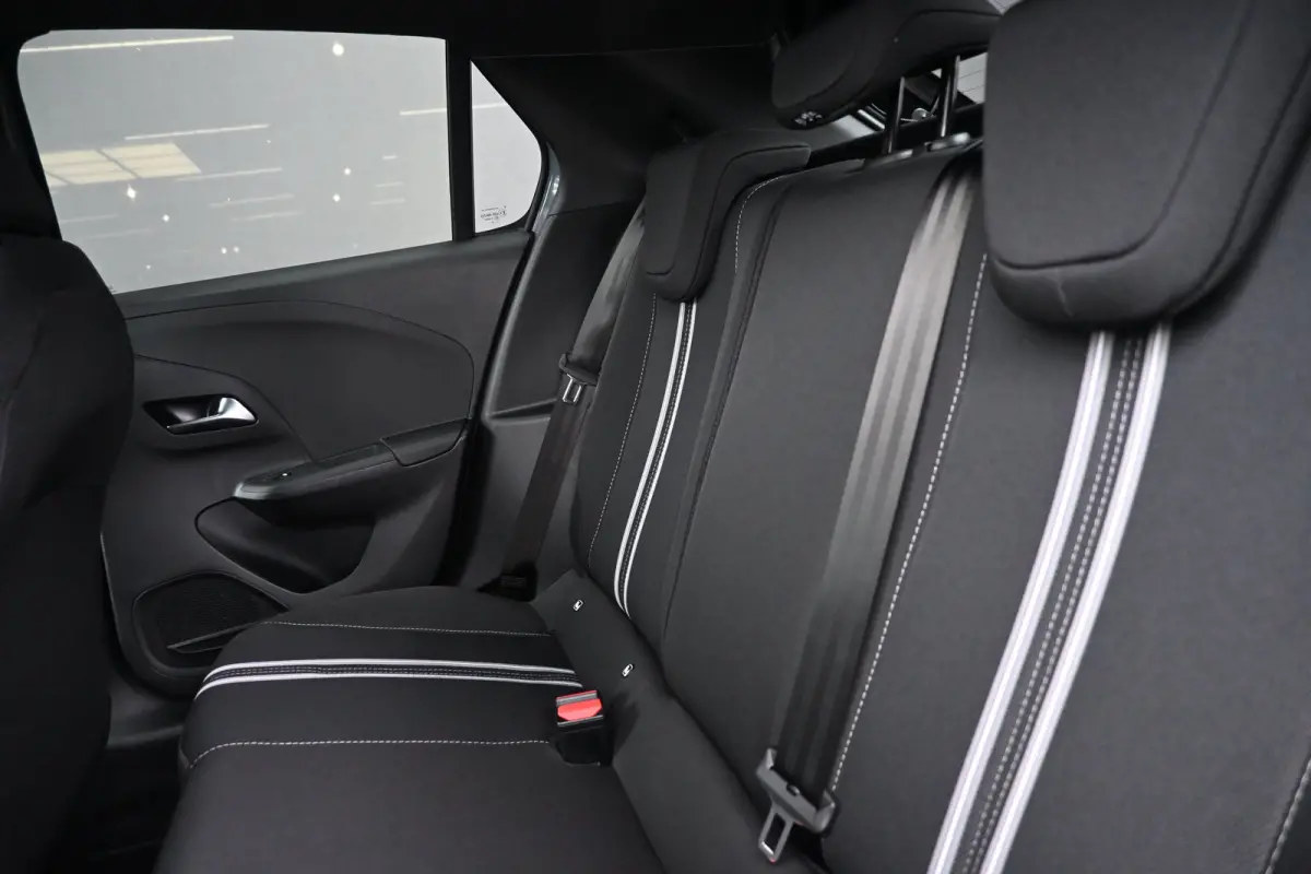 Electric Long Range GS 51 kWh DEMO-DEAL! | Stuur/Stoelverwarming | Navigatie | Dodehoek-Detectie | Keyless-Entry | Sportstoelen | !!