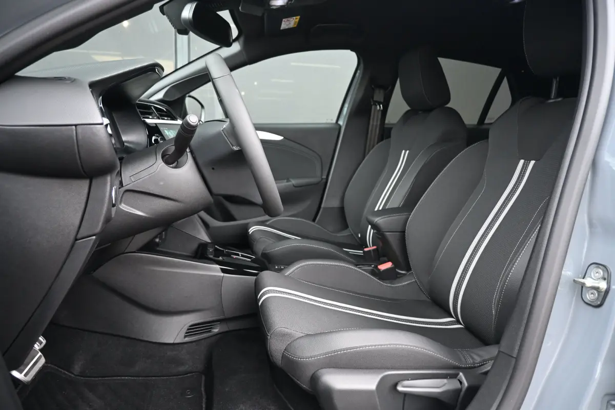 Electric Long Range GS 51 kWh DEMO-DEAL! | Stuur/Stoelverwarming | Navigatie | Dodehoek-Detectie | Keyless-Entry | Sportstoelen | !!