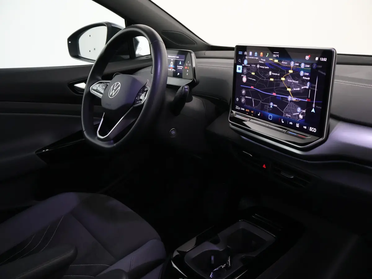 LIMITED EDITION 52 kWh + SFEERVERLICHTING | ADAPTIVE CRUISE | CAMERA | STUUR/STOELVERWARMING