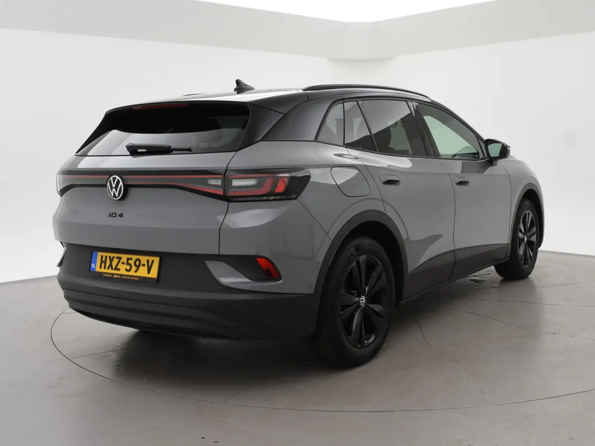 LIMITED EDITION 52 kWh + SFEERVERLICHTING | ADAPTIVE CRUISE | CAMERA | STUUR/STOELVERWARMING