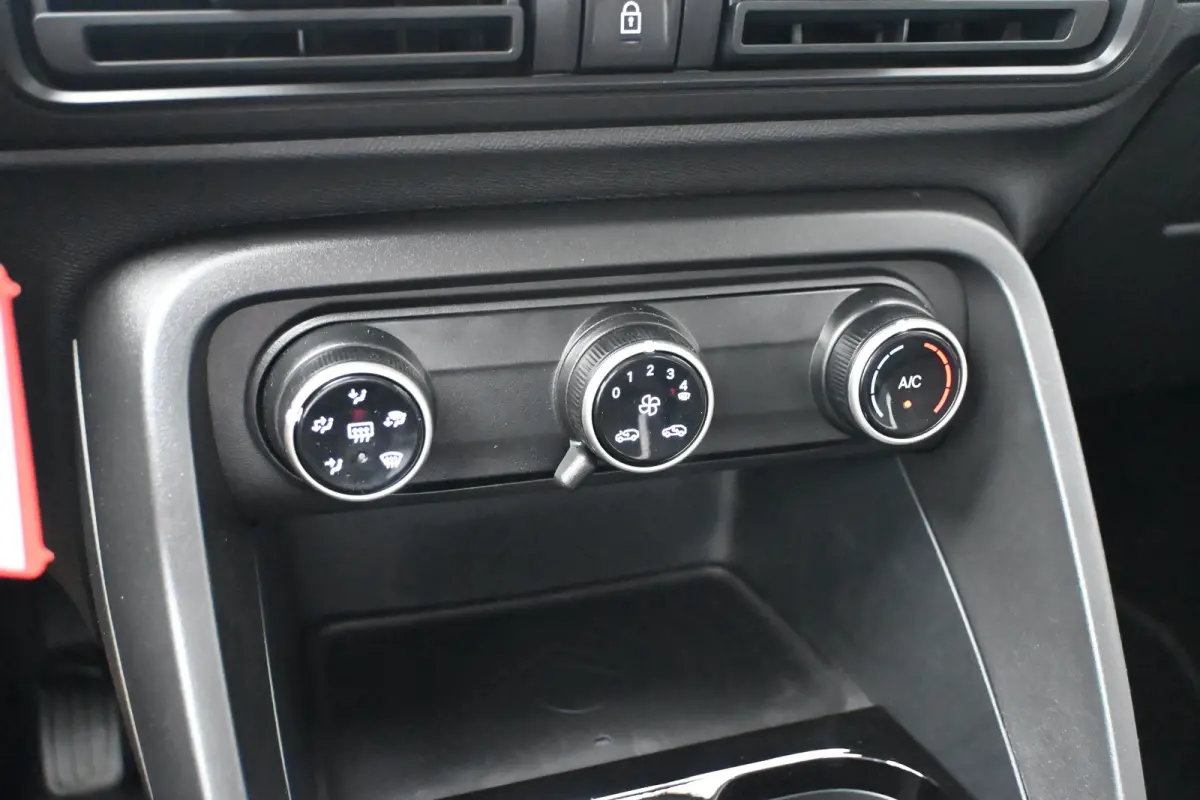 Business 113pk Comfort Range 44 kWh DEMO-DEAL! Tot 8 Jaar Garantie! | Navigatie | Parkeersensoren | Airco | Cruise Control | !!