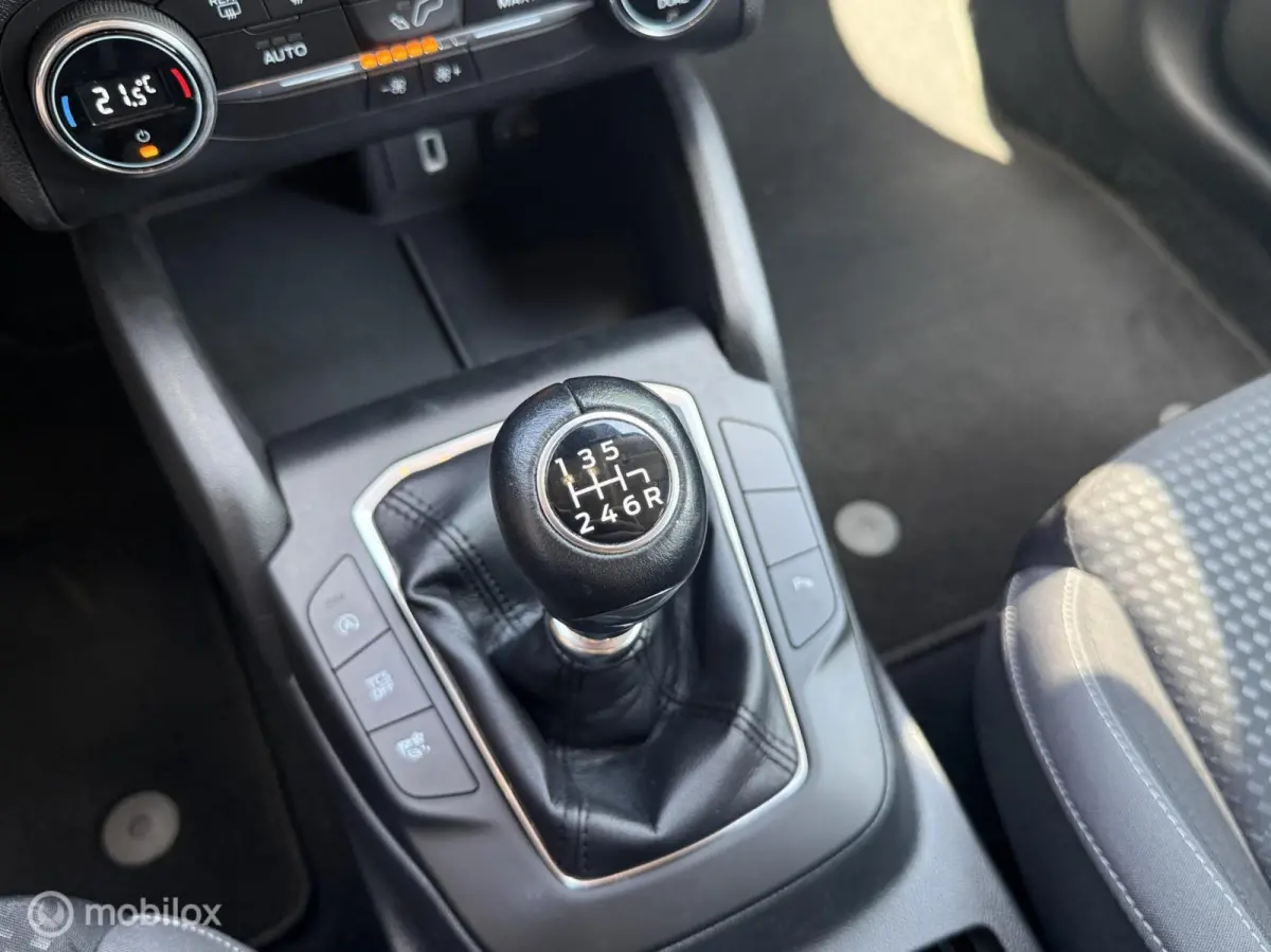 1.0 EcoBoost Trend Edition Business | CarPlay | Navi