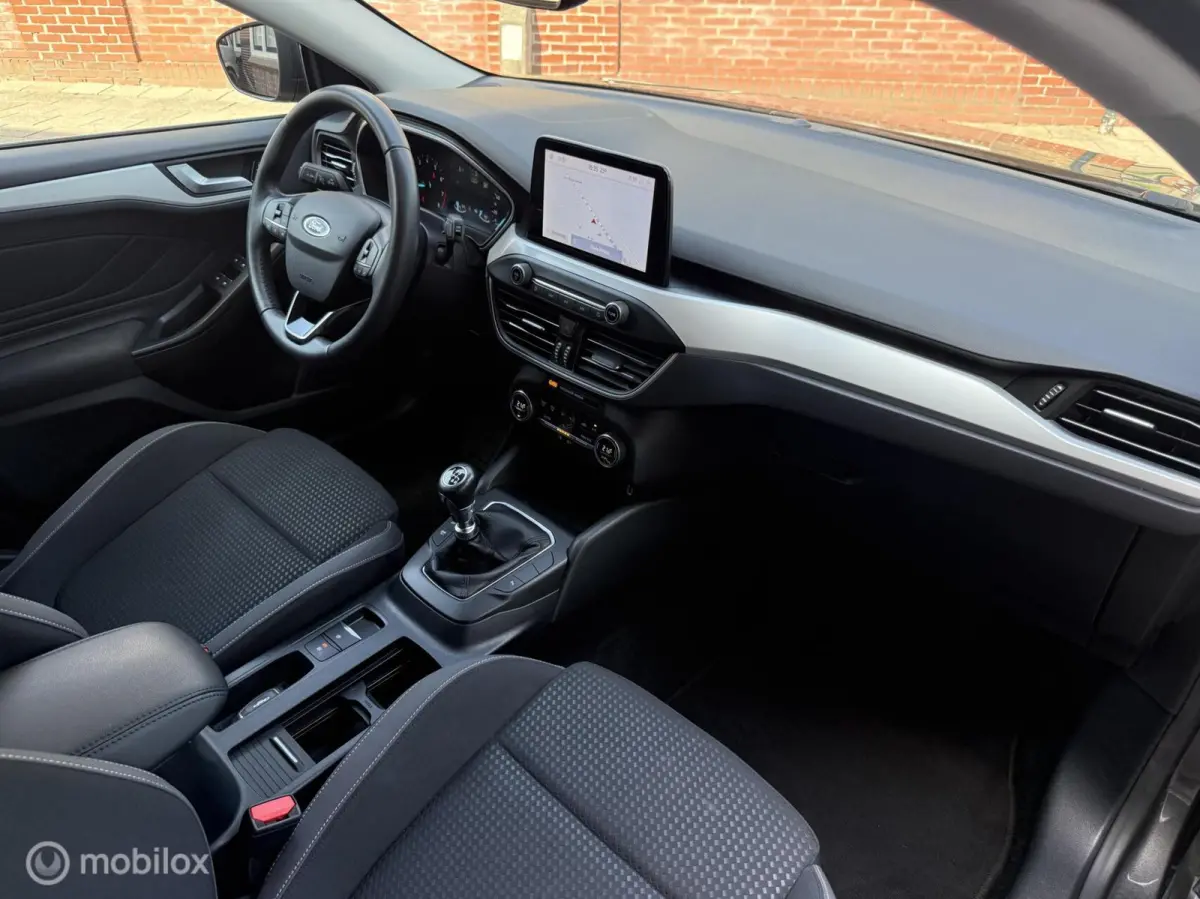 1.0 EcoBoost Trend Edition Business | CarPlay | Navi