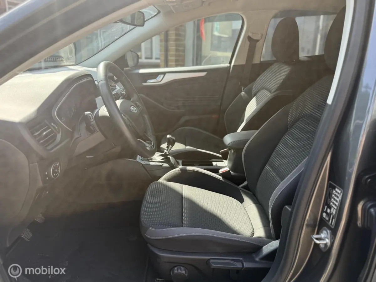 1.0 EcoBoost Trend Edition Business | CarPlay | Navi