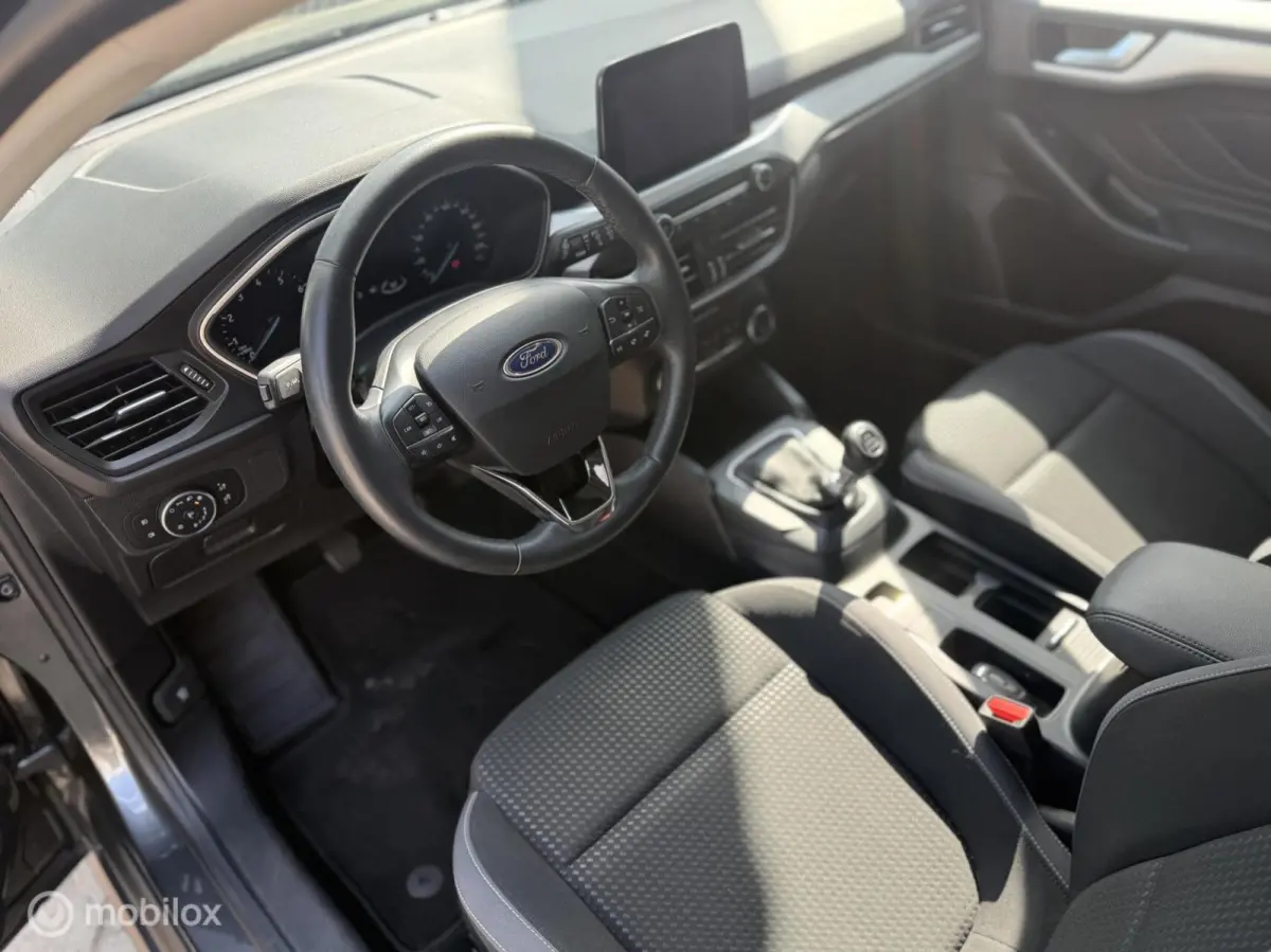 1.0 EcoBoost Trend Edition Business | CarPlay | Navi