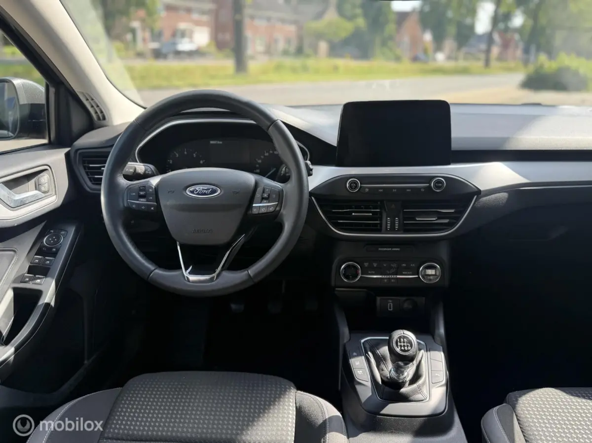 1.0 EcoBoost Trend Edition Business | CarPlay | Navi