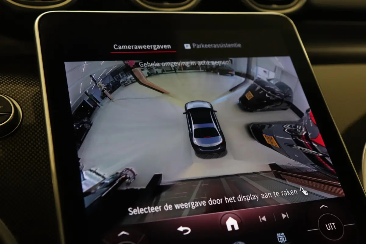 300 AMG/KEYLESS/SFEERVER/MEMORY/360CAM/CARPLAY/VOL