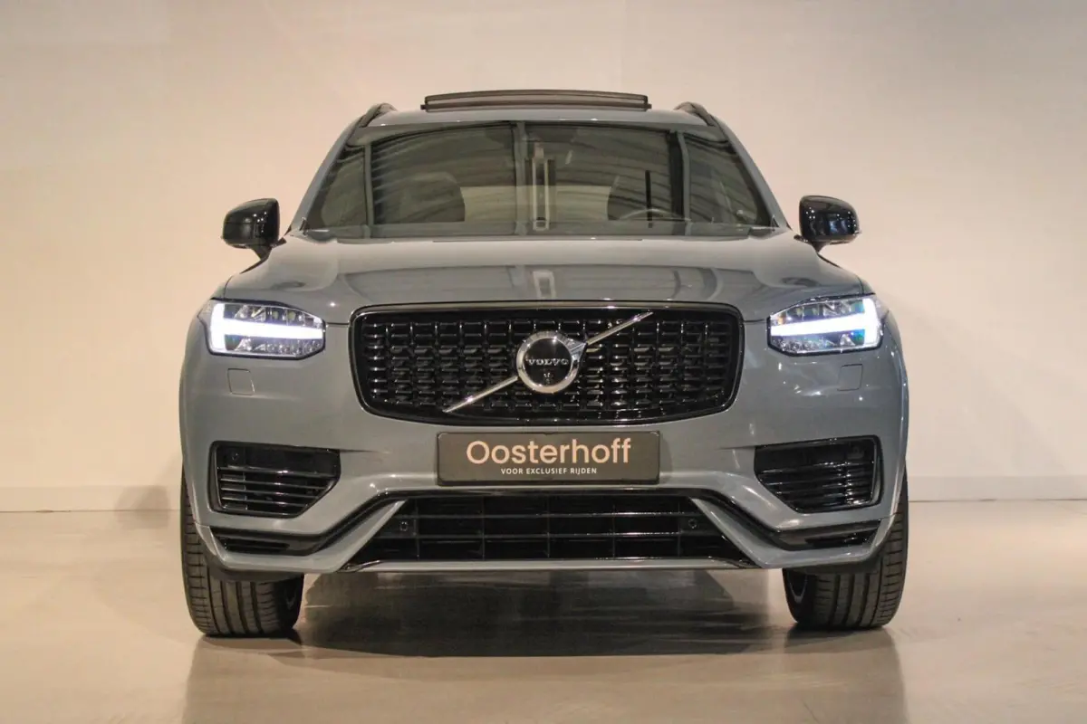 2.0 T8 AWD R-Design PANO | BOWERS | LUCHTV UNIEK