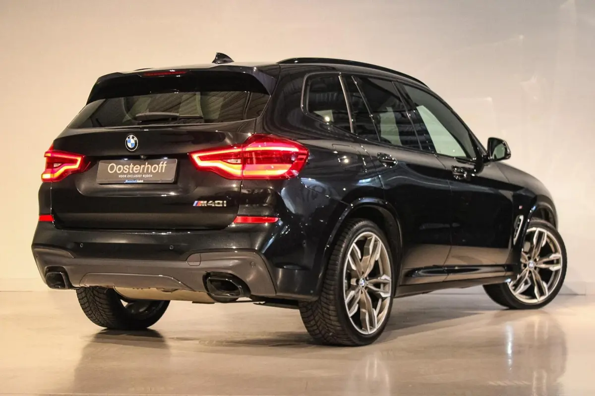 M40i xDrive High Executive M-sport PANO | INDIVIDUAL