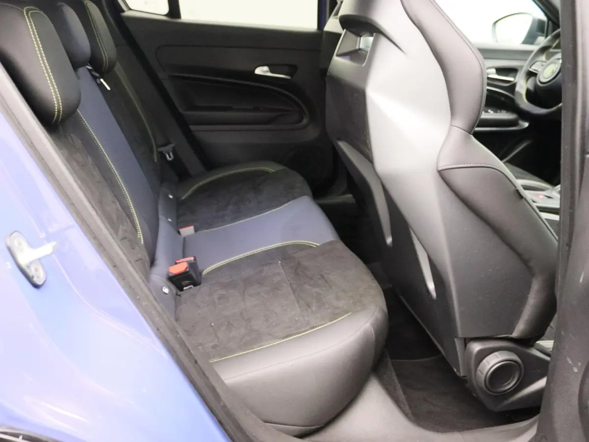 Scorpionissima 54 kWh | Sabelt Kuipstoelen | Torsen Sperdifferentieel | 280PK | 20 "Velgen