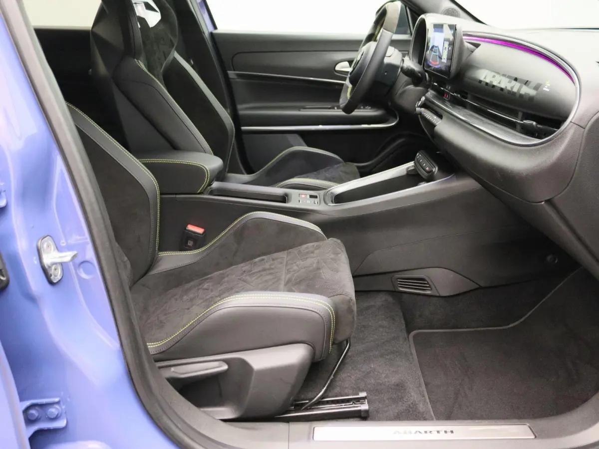 Scorpionissima 54 kWh | Sabelt Kuipstoelen | Torsen Sperdifferentieel | 280PK | 20 "Velgen