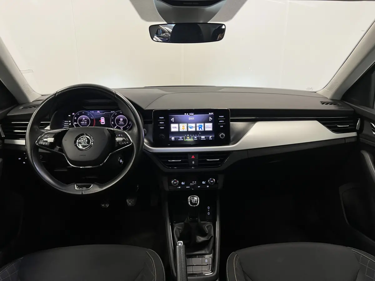 1.0 TSI Business Edition / Digi dashb. / Camera / Climate.c / /
