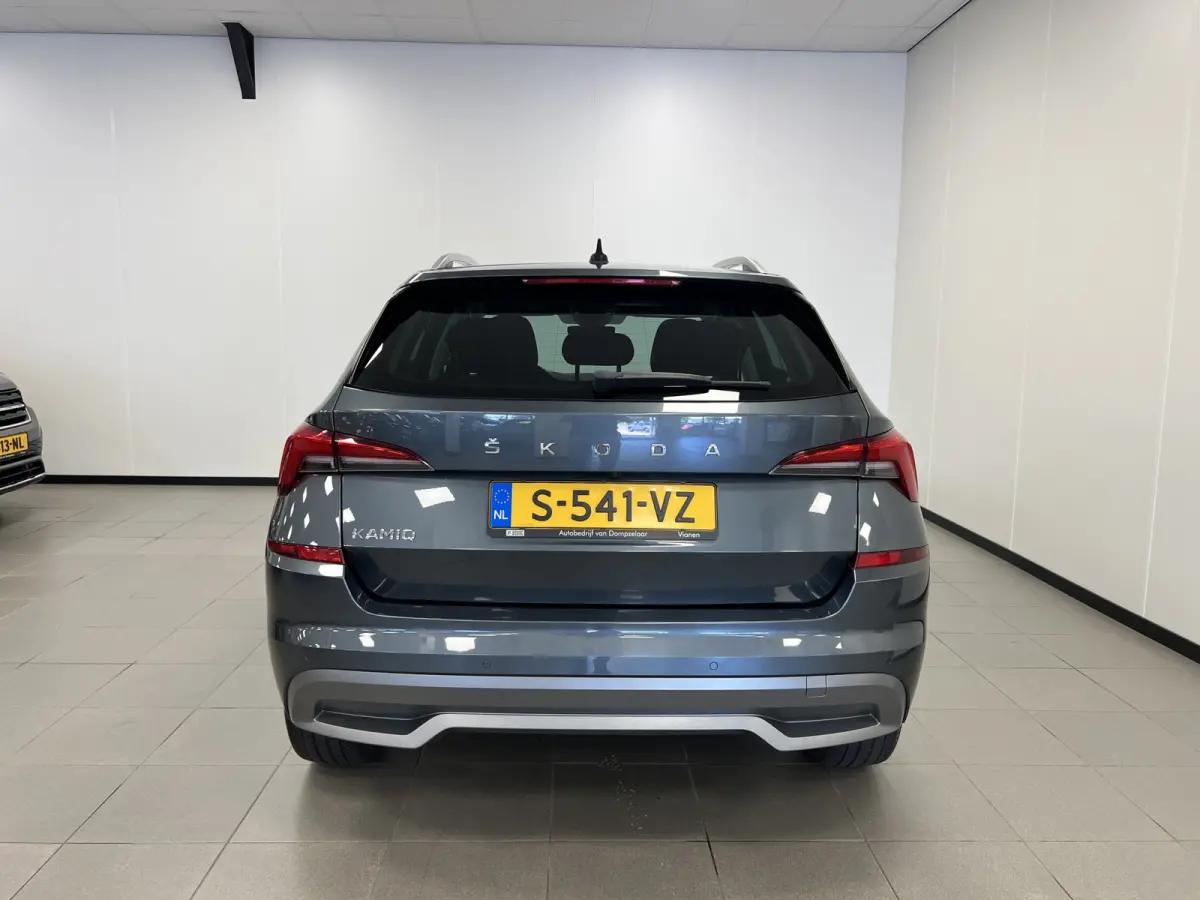 1.0 TSI Business Edition / Digi dashb. / Camera / Climate.c / /
