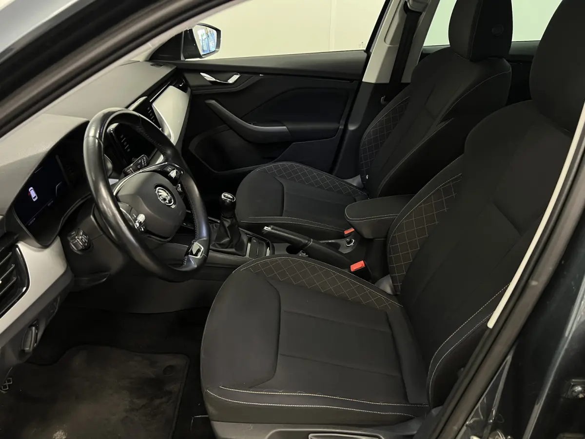 1.0 TSI Business Edition / Digi dashb. / Camera / Climate.c / /