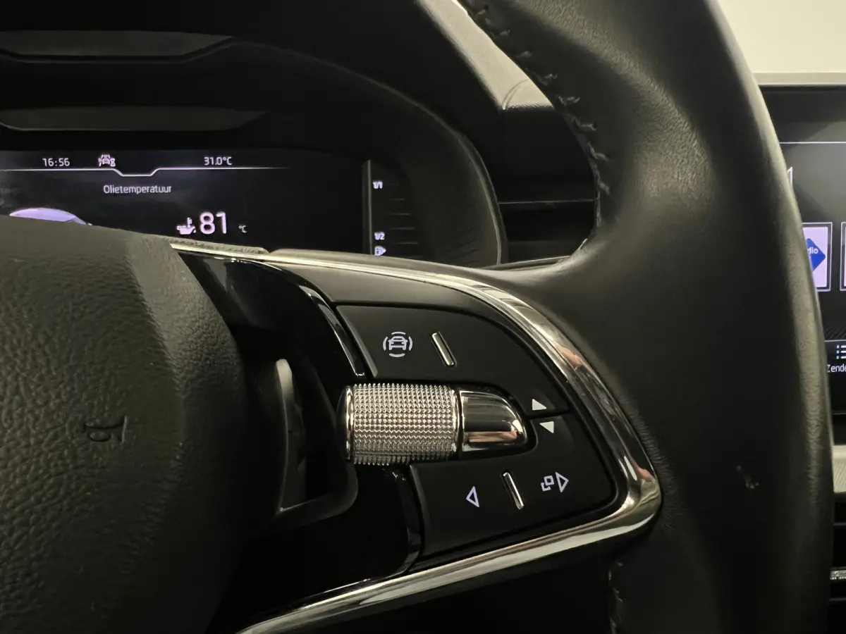 1.0 TSI Business Edition / Digi dashb. / Camera / Climate.c / /