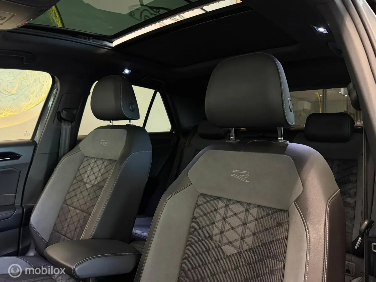 1.5 TSI 3x R-Line Panorama/Black Style/Keyless/Matrix