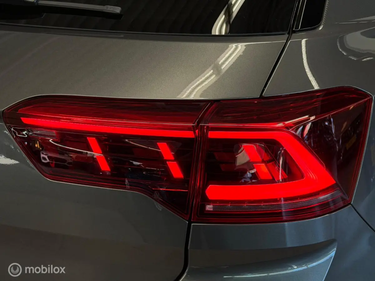 1.5 TSI 3x R-Line Panorama/Black Style/Keyless/Matrix