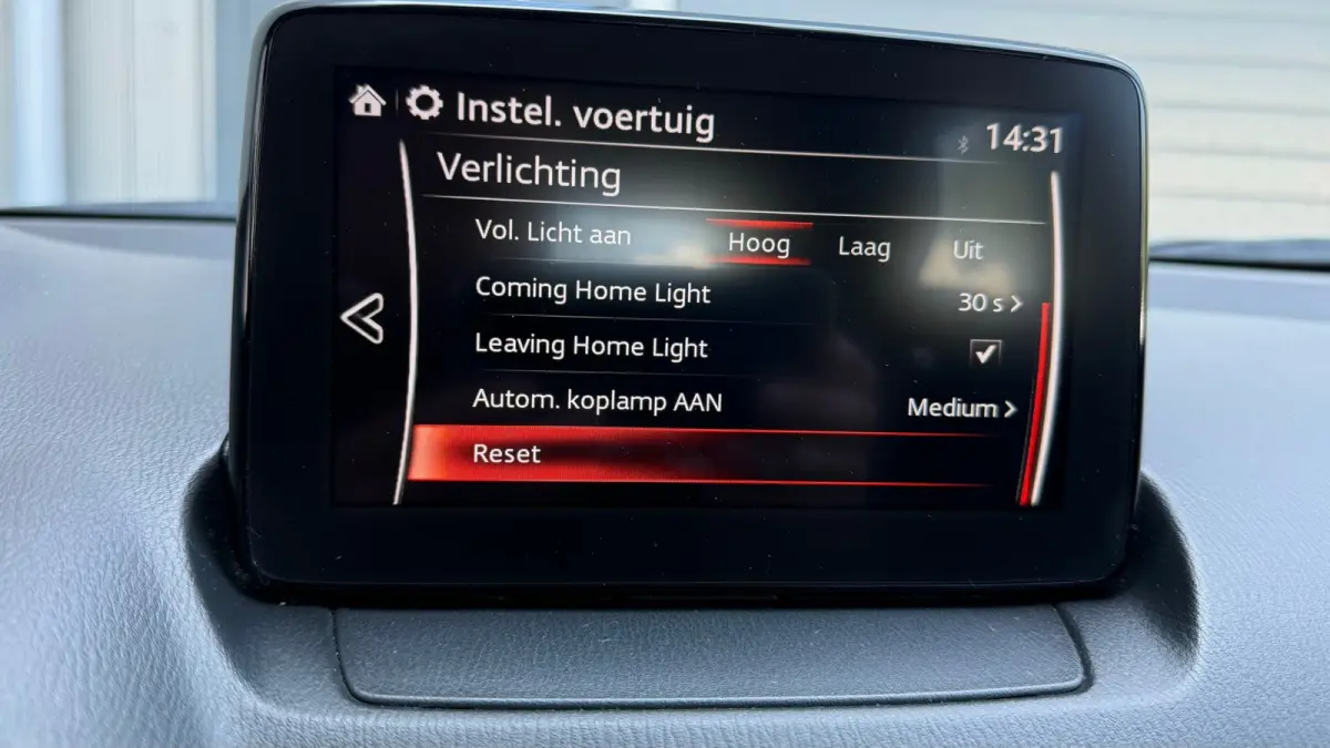 2.0 Vision | CarPlay | Dodehoek | PDC|Lane assist