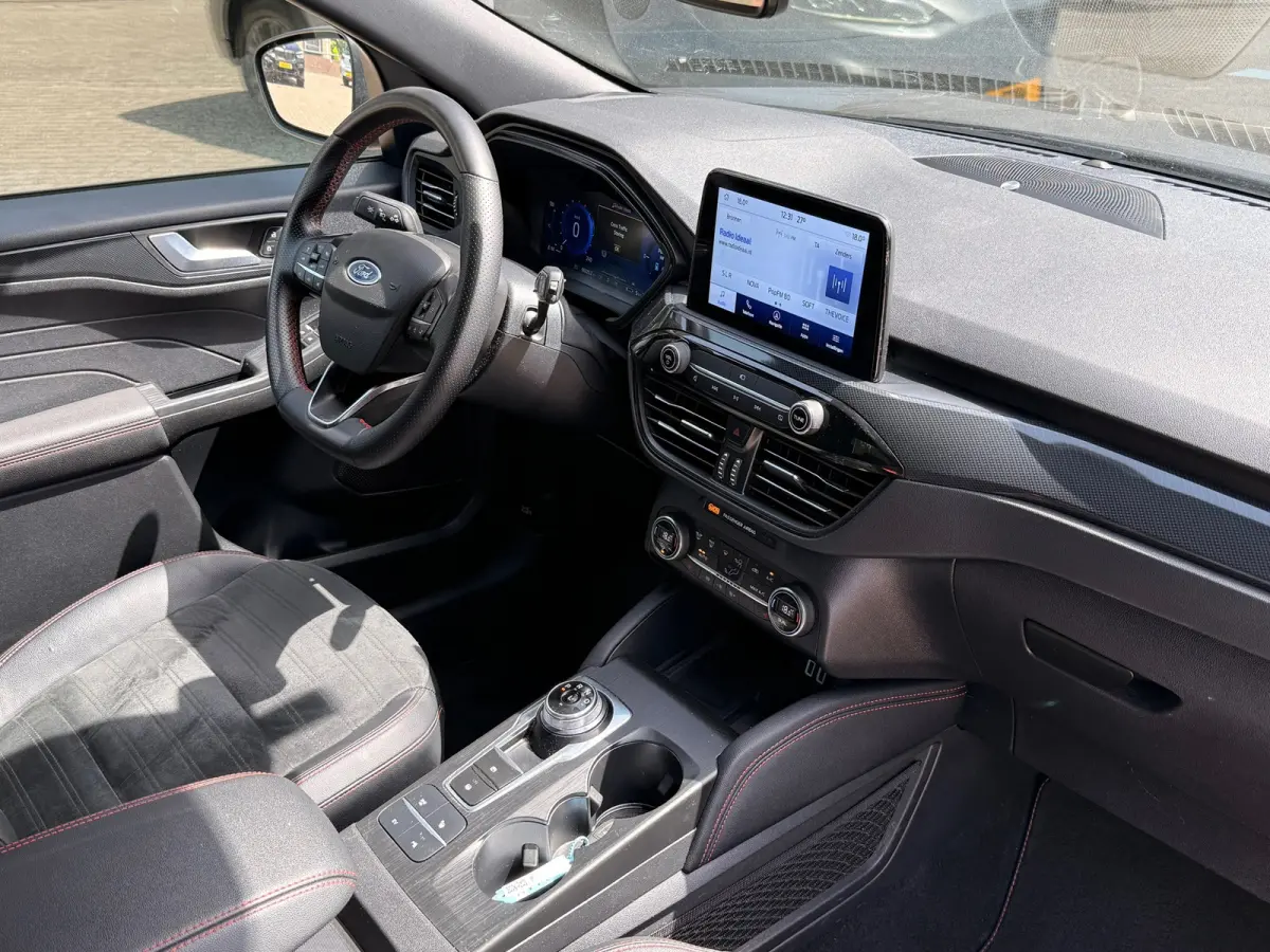 2.5 PHEV 225 ST-line X l B&O l LED l Winterpack