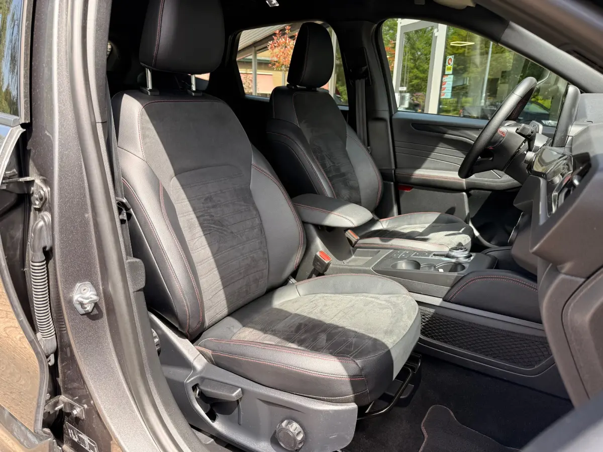 2.5 PHEV 225 ST-line X l B&O l LED l Winterpack
