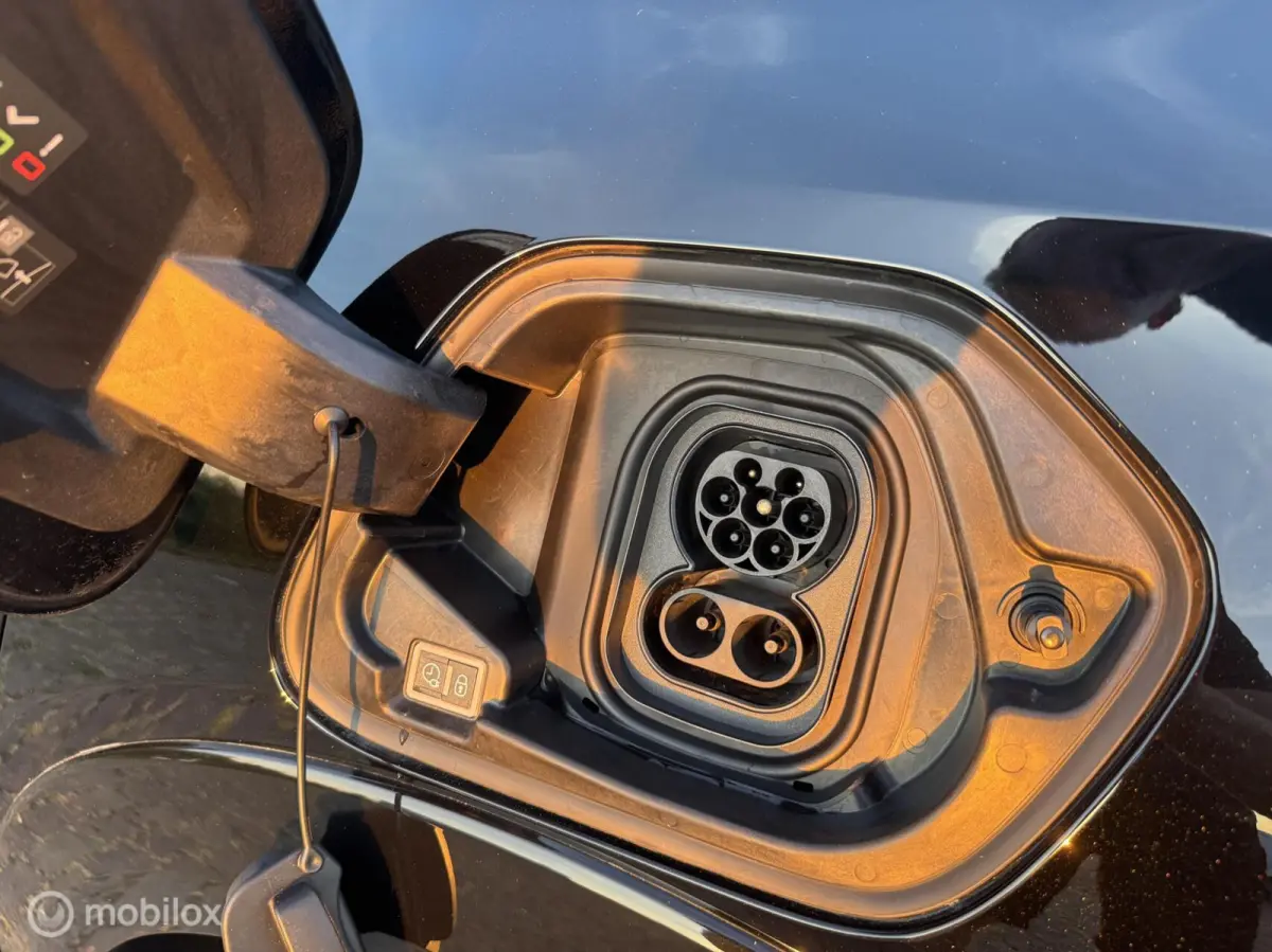EV Active 50 kWh | 3-fase | Carplay