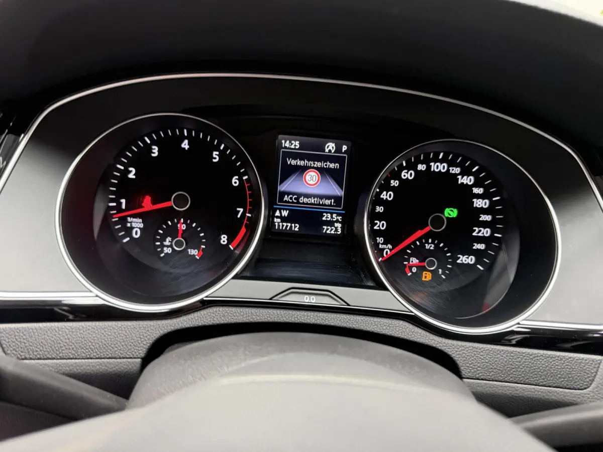 1.5 TSI R-Line | Matrix | Camera