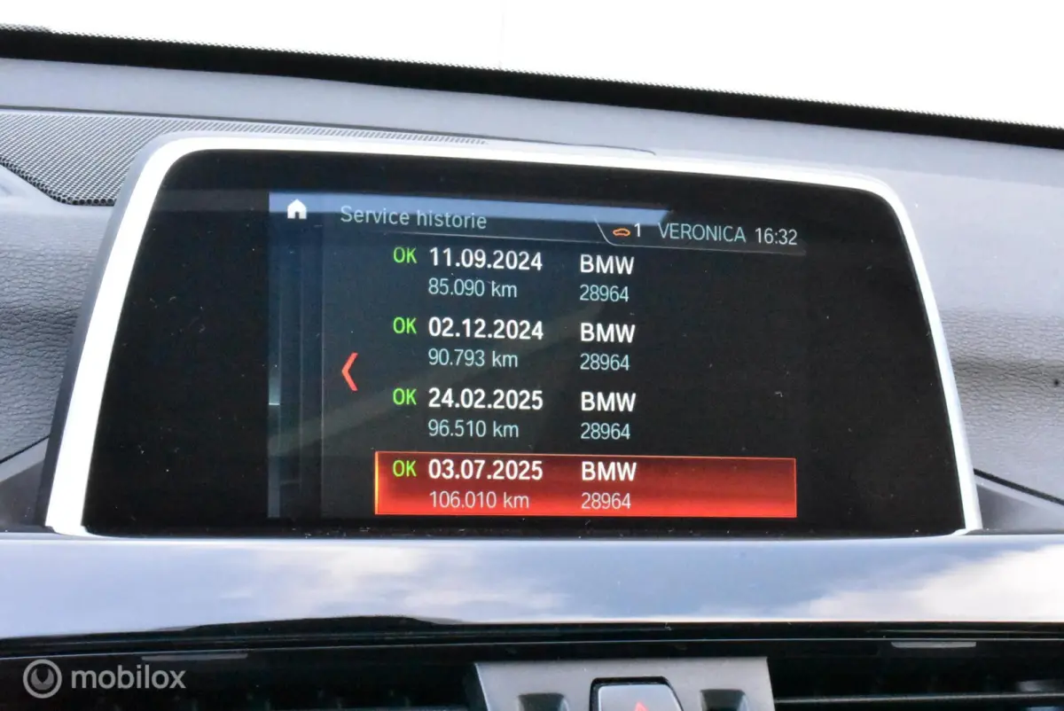 sDrive18i AUT. Sport Alpinweiss Pano Stoelverw. 18" LMV Privacyglass Nette auto!