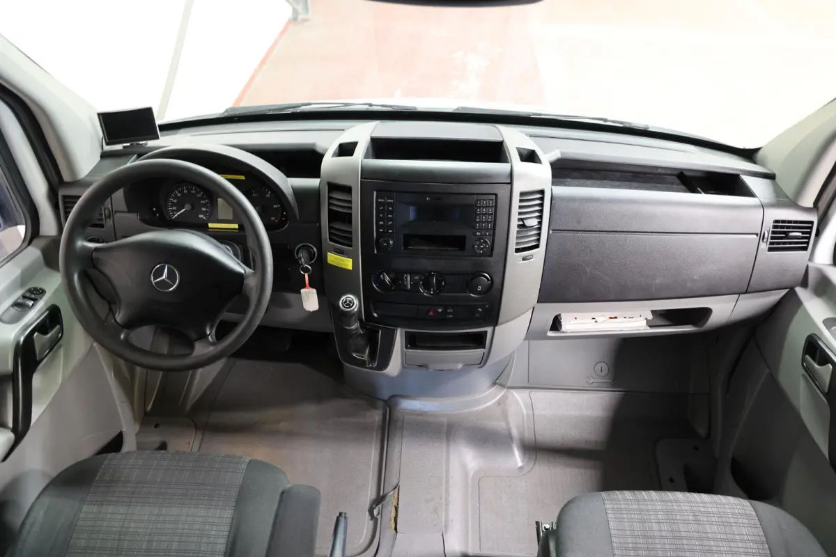 311 2.2 CDI AUTOMAAT L3H2 POST NL EURO 6