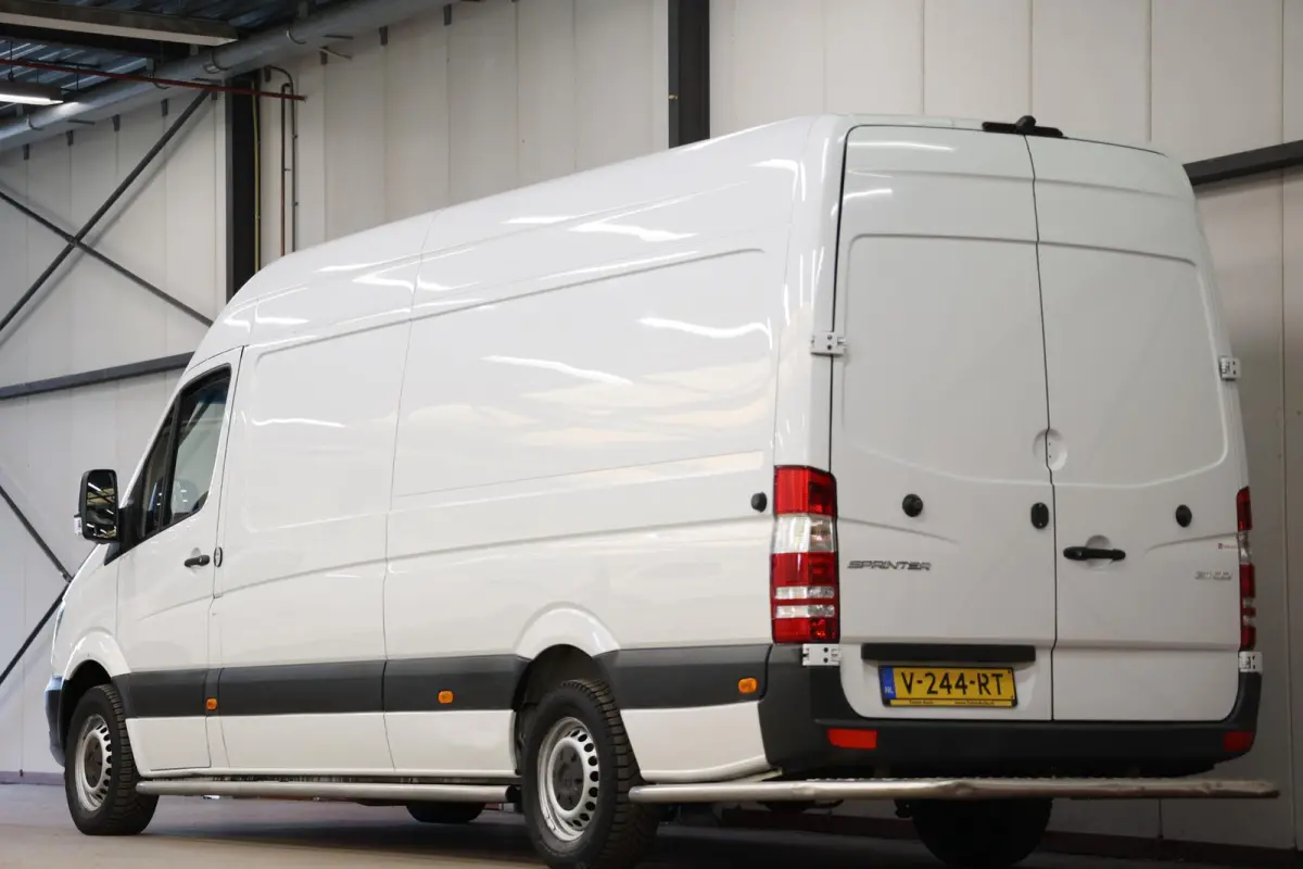 311 2.2 CDI AUTOMAAT L3H2 POST NL EURO 6
