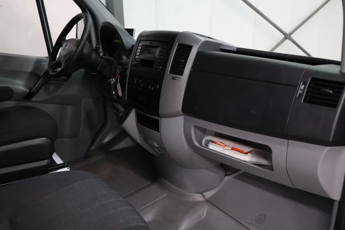 311 2.2 CDI AUTOMAAT L3H2 POST NL EURO 6